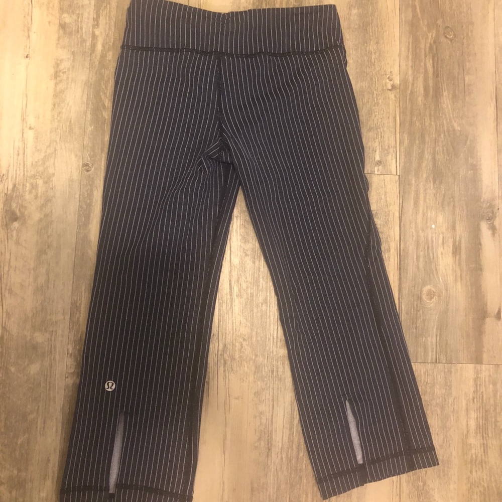 Lululemon cropped athletic pant